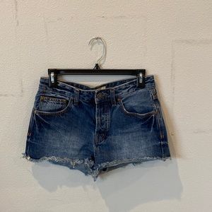 Free people normal rise Jean shorts